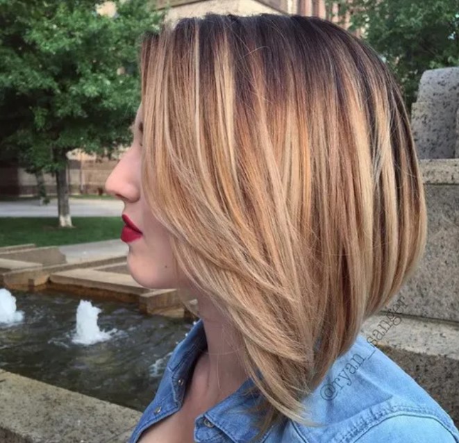 16. Brown to blonde inverted bob hairstyle - short ombre bob haircut
