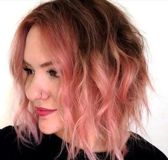 18. Brown to Pink Shaggy Bob Hairstyle - Hair Color Ideas for Short Hair