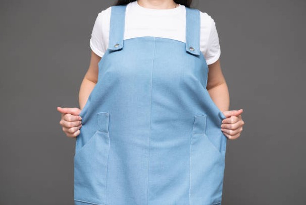 6 Fashion Mistakes That Make You Look Fatter & Older