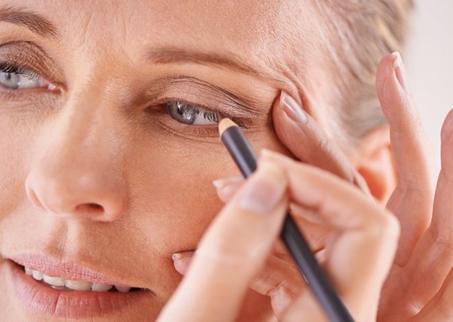 Top 10 Makeup tricks for Mature women