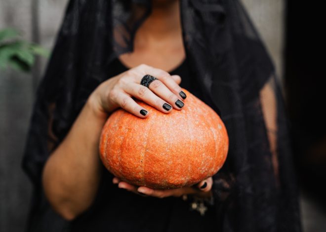 13 Cute Halloween Nails for a Fun October Manicure