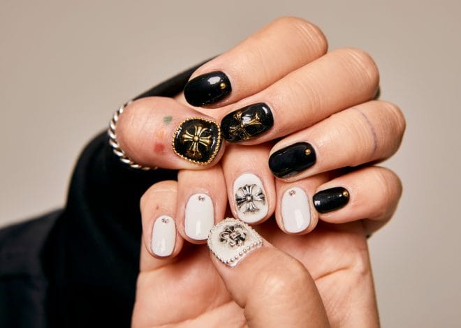 21 Simple Halloween Nails That Are Easy But Still Cute